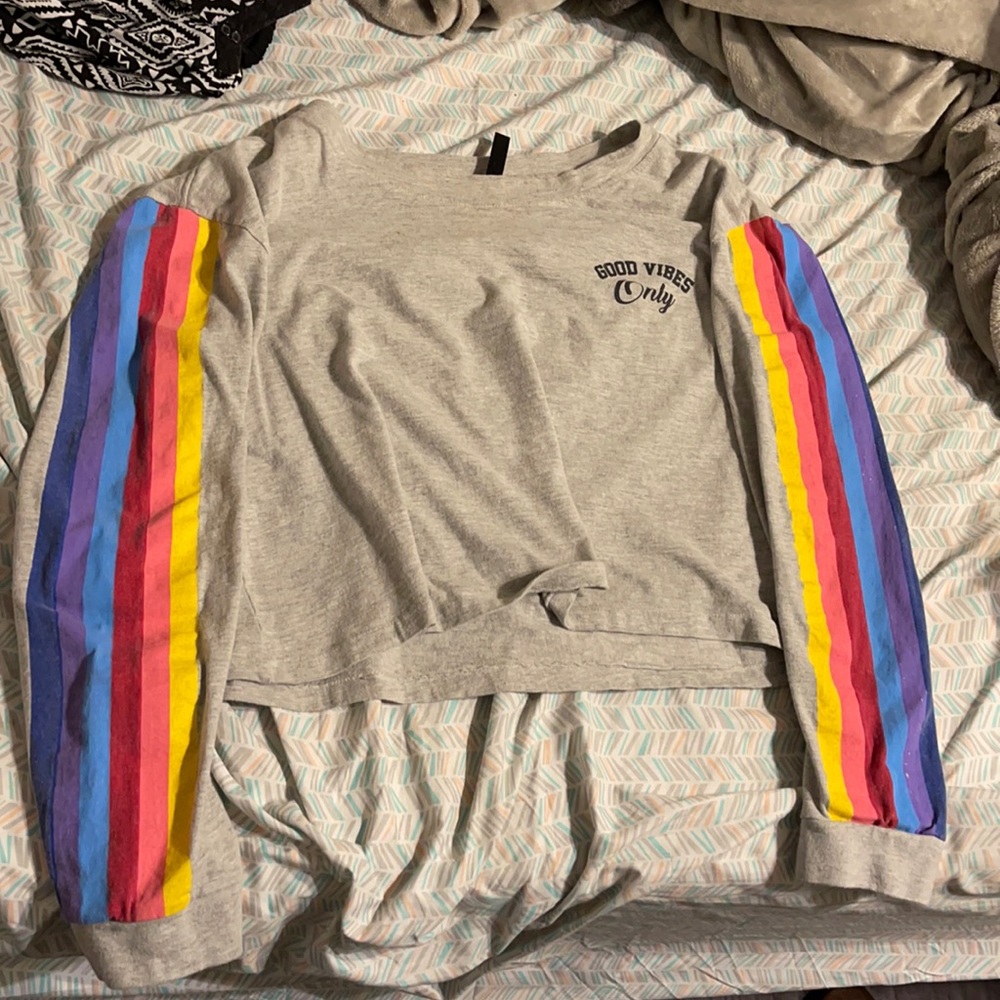 Long sleeve crop top
